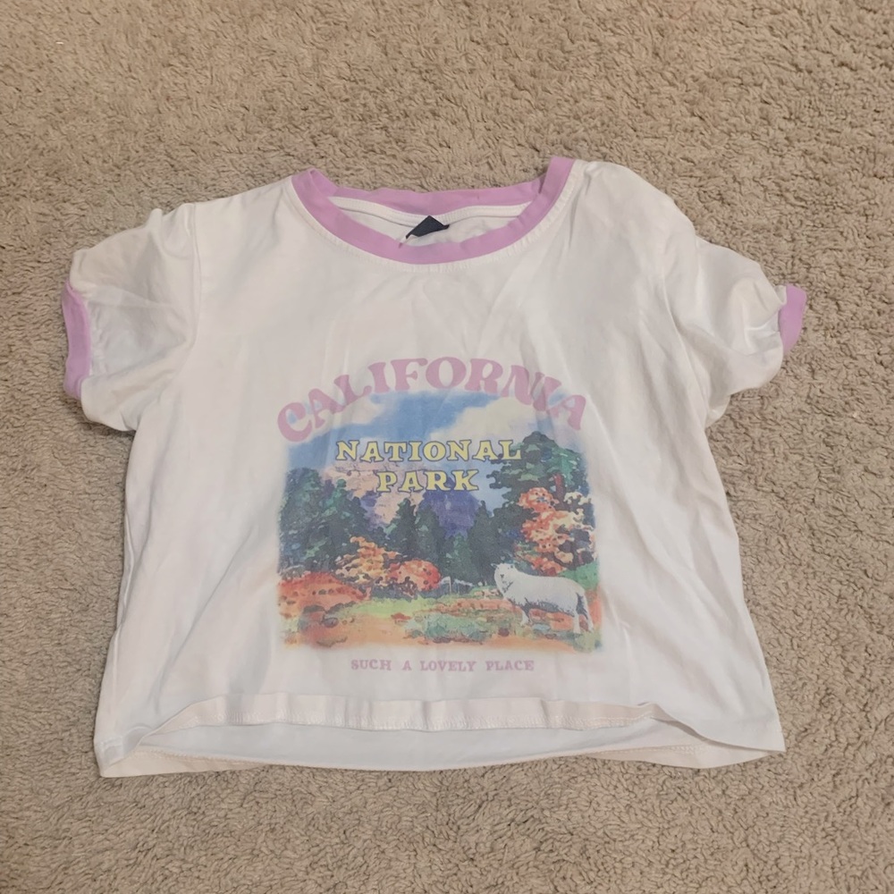 California crop graphic t shirt